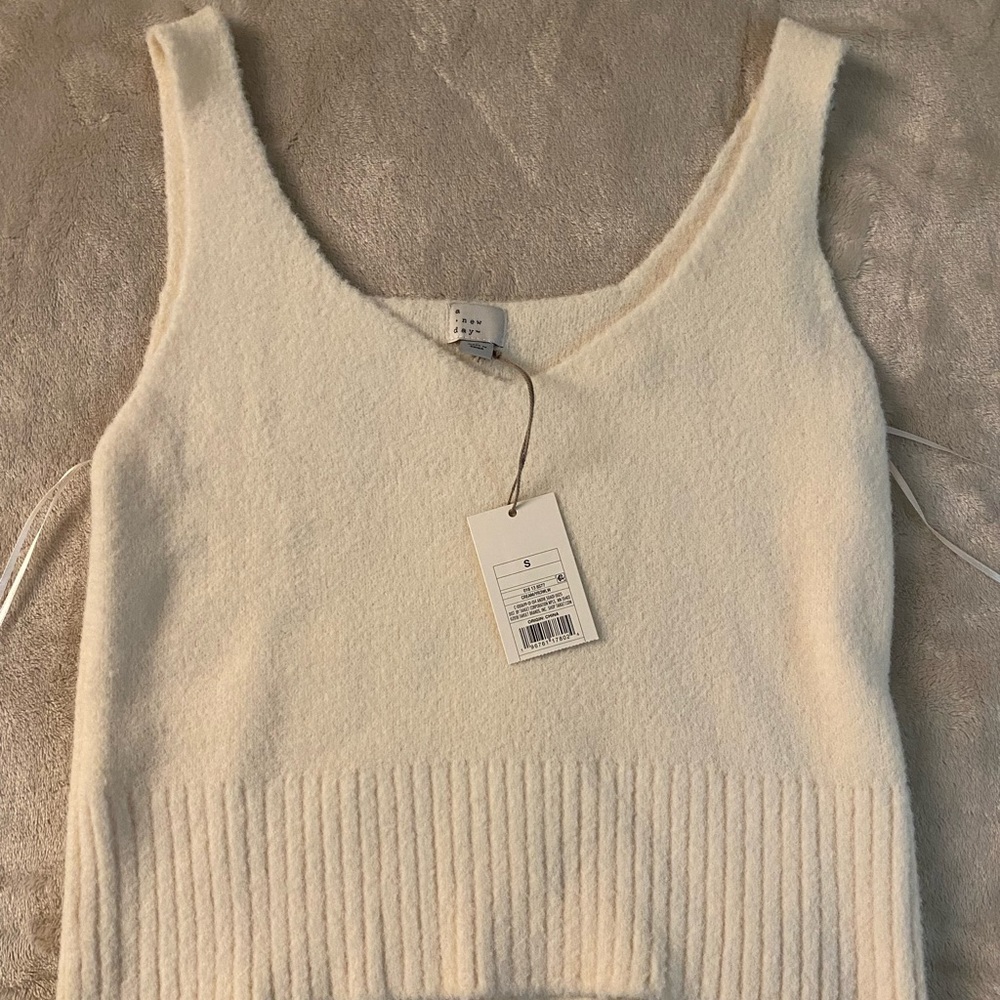 Cream fuzzy tank